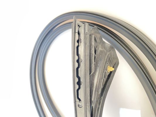 Customized Car Window Seal Strip Rubber for Y Model OE NO. 1497677-04
