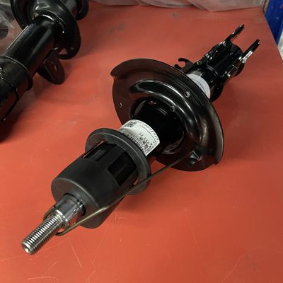 SAIC MG ZS Car Fitment Front Left Shock Absorber OE 10242405 for Auto Suspension